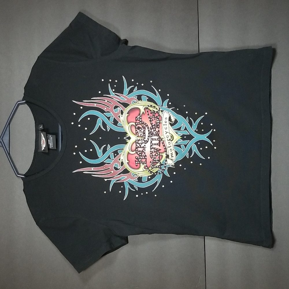 Harley-Davidson Women's Black shirt with multi colored graphics Size-L